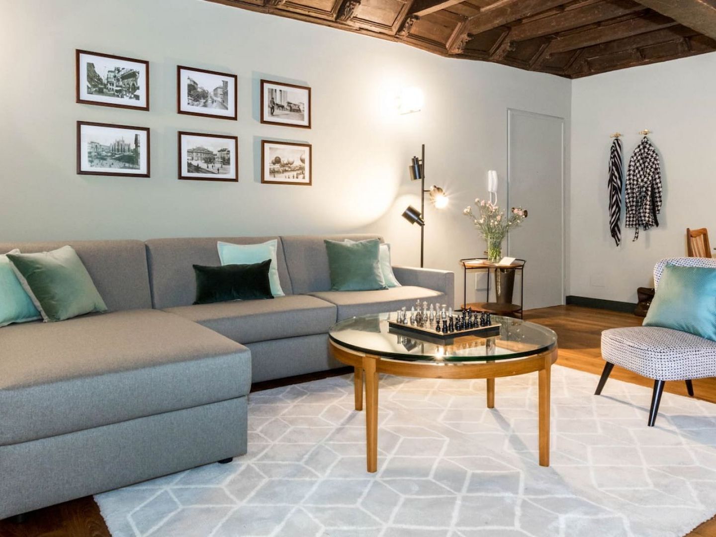 Hotel Hintown 9 Montenapo 2*